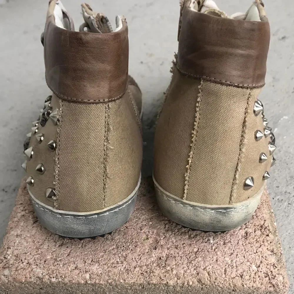 Exton these high